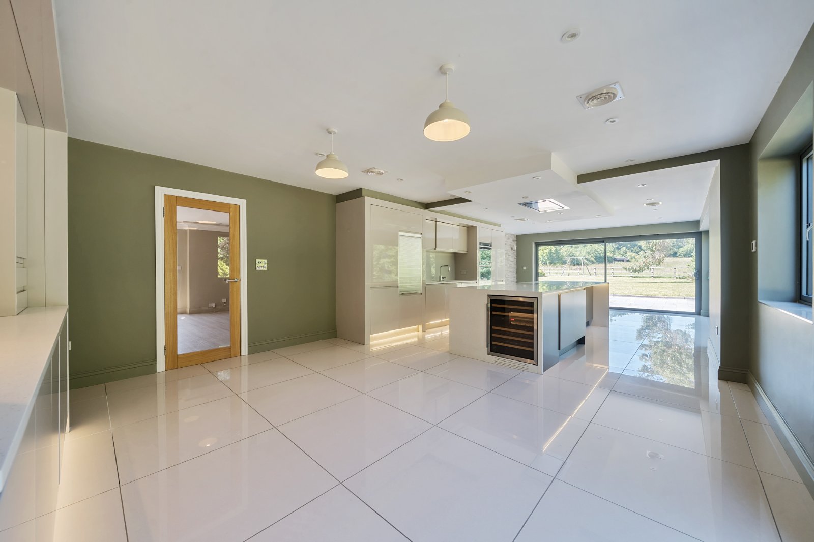 Farnham, Hampshire, GU10