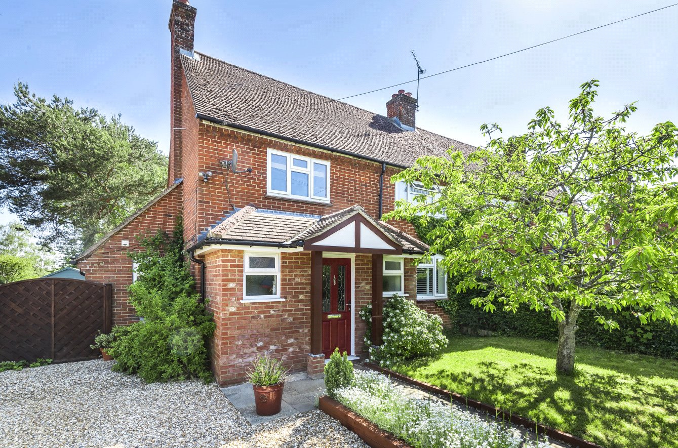 St. Cross Road, Crondall, Farnham, Hampshire, GU10