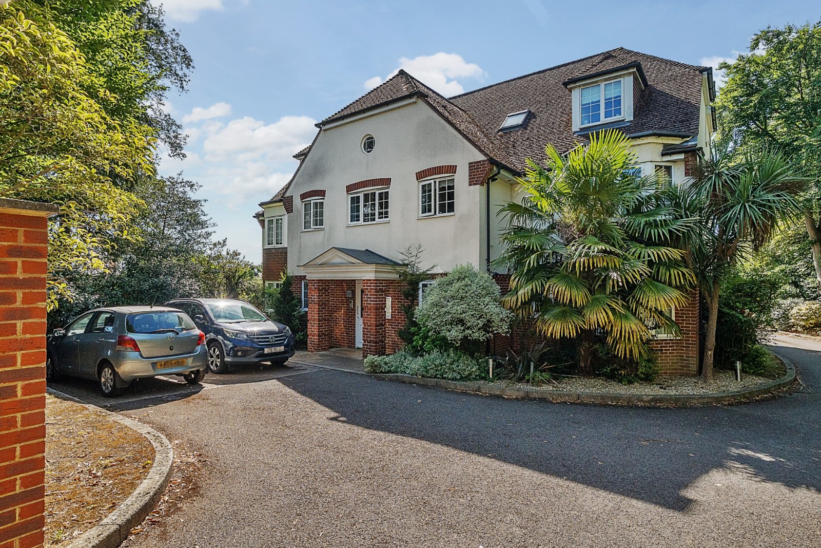 Ridgway Road, Farnham, Surrey, GU9