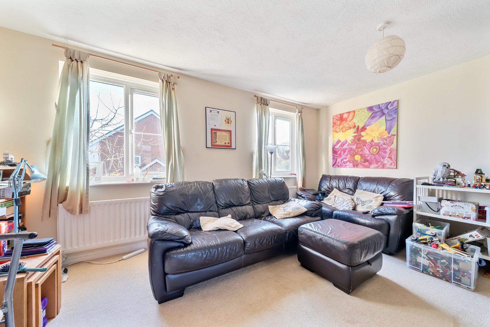Crosby Way, Farnham, Surrey, GU9 - Charters