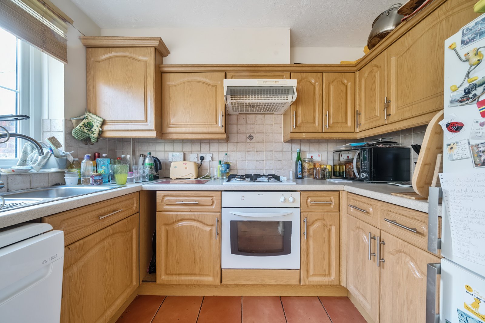 Crosby Way, Farnham, Surrey, GU9 - Charters