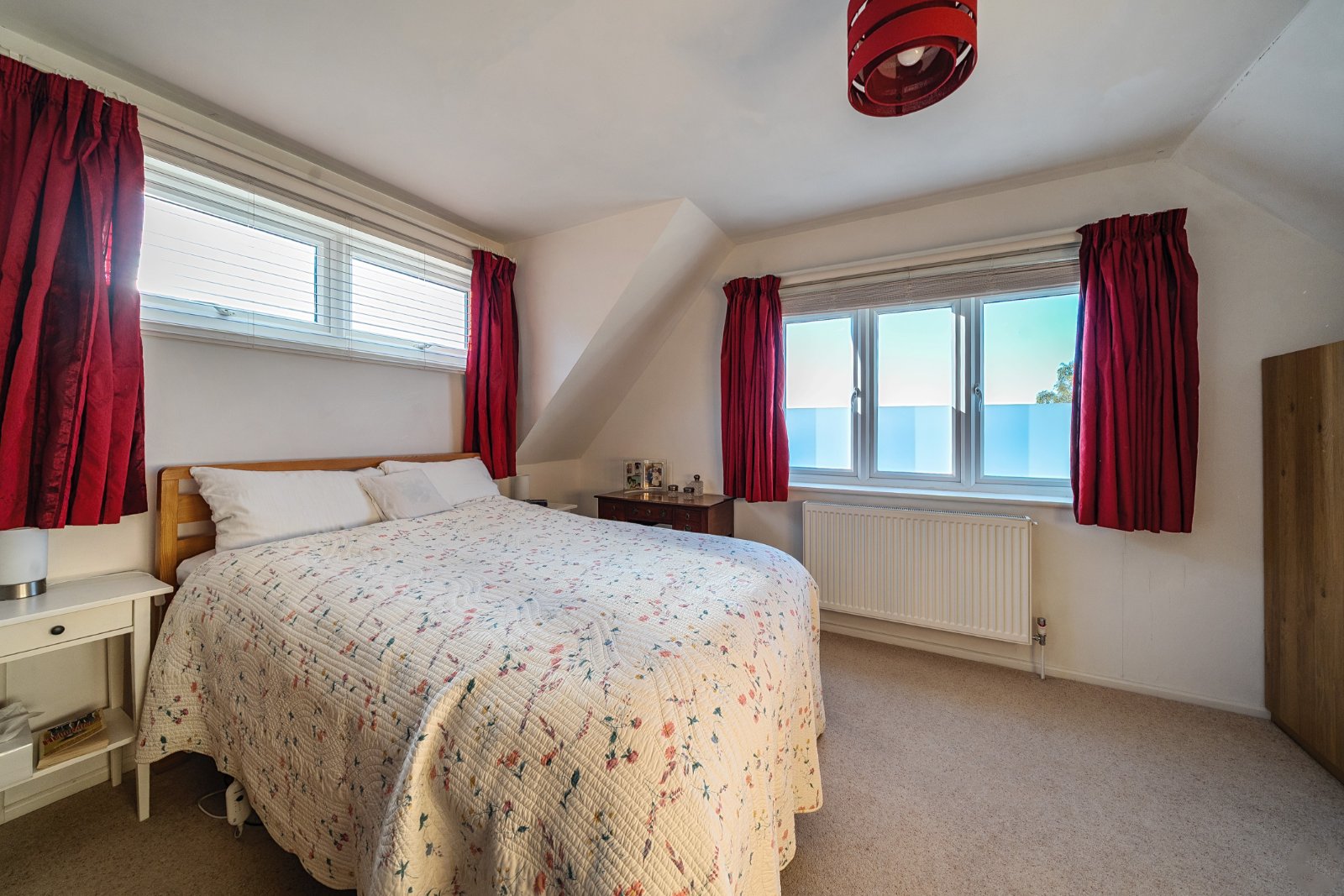 Hillary Road, Farnham, Surrey, GU9