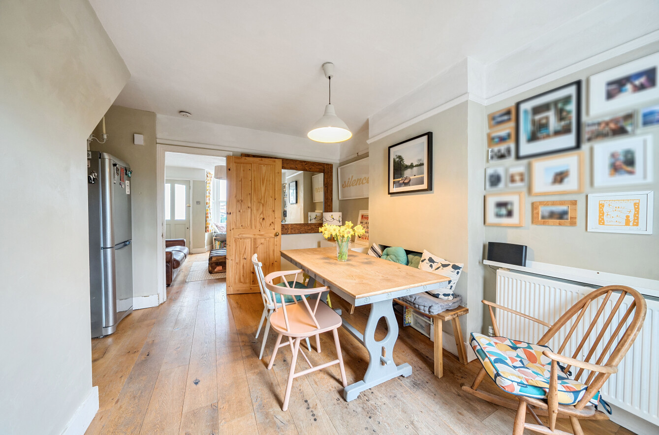 St. James Avenue, Farnham, Surrey, GU9