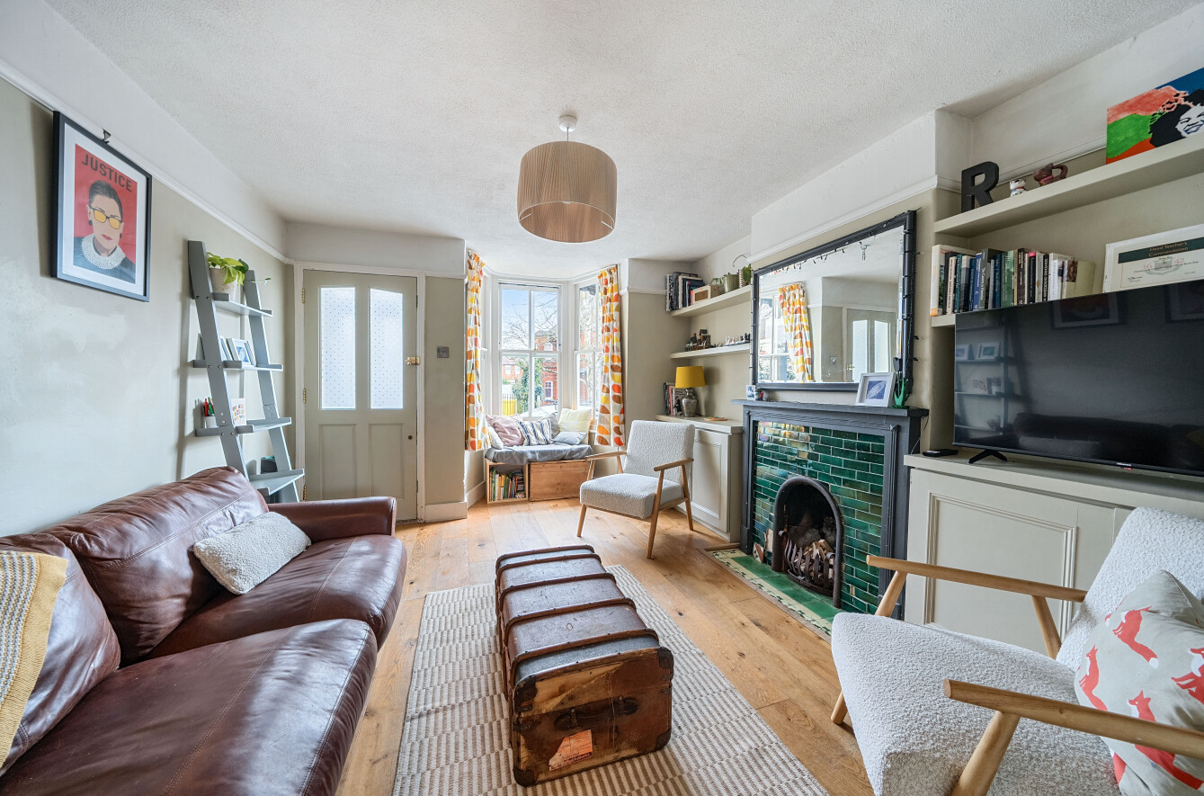 St. James Avenue, Farnham, Surrey, GU9