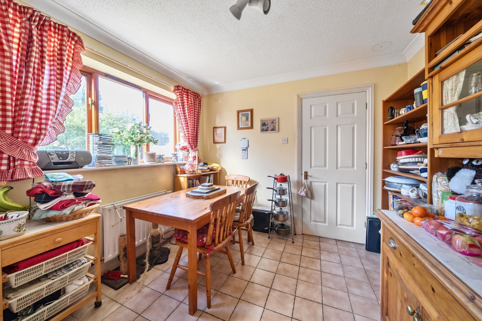 Magnolia Way, Fleet, Hampshire, GU52 - Charters