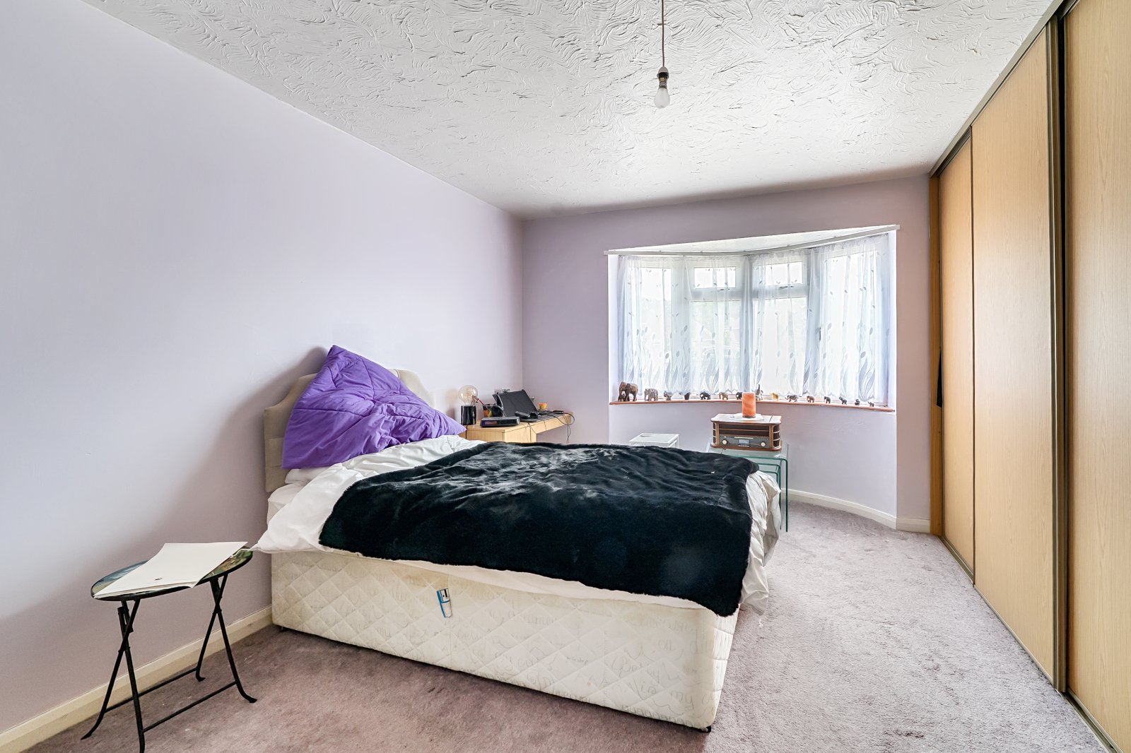 Grove End Road, Farnham, Surrey, GU9 - Charters