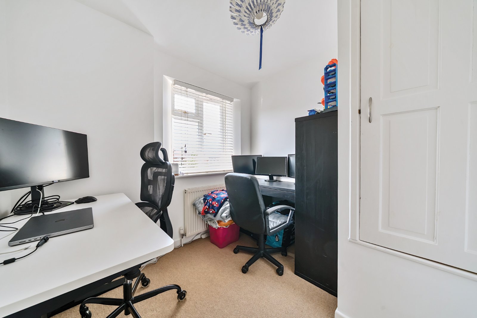Green Lane, Farnham, Surrey, GU9
