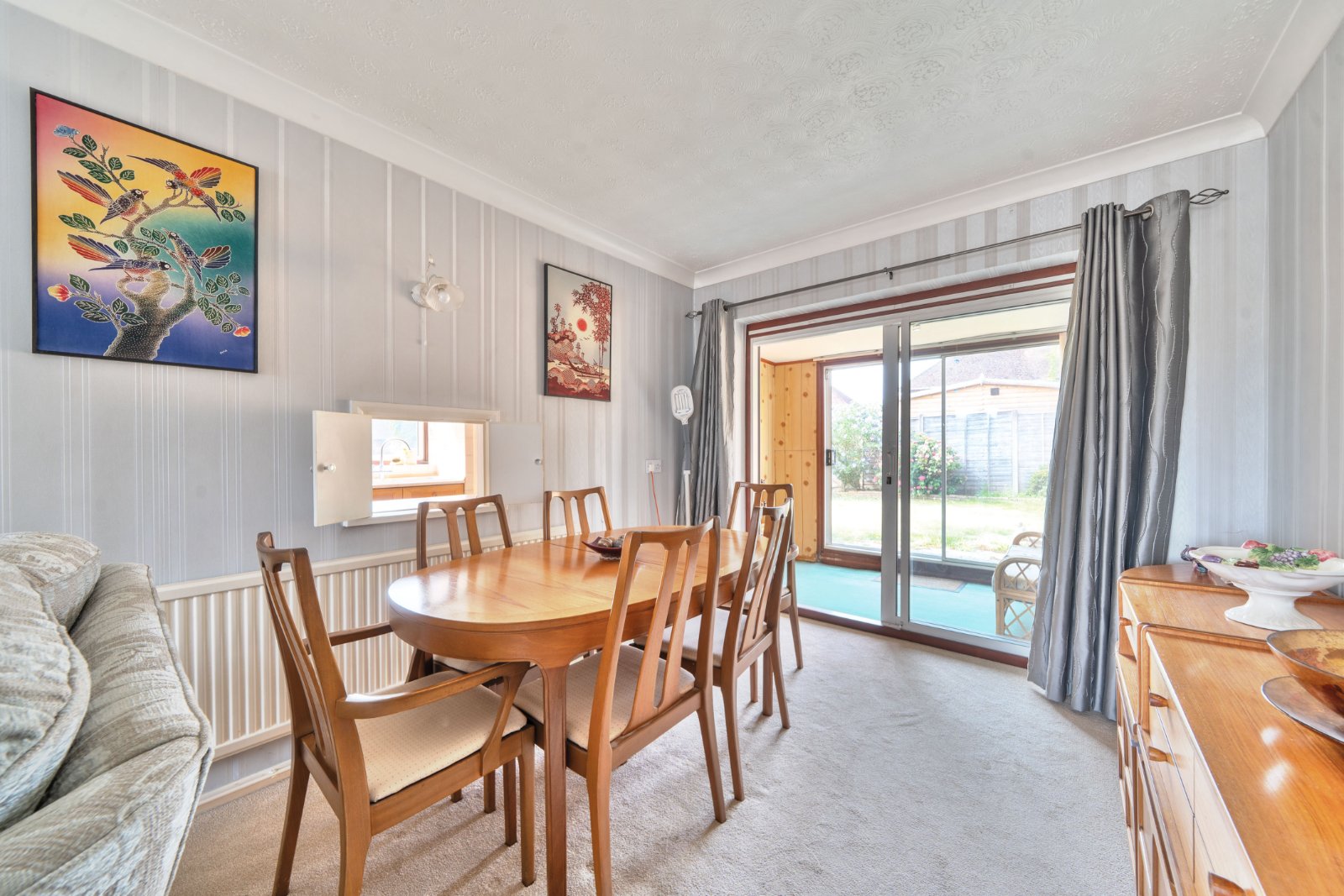 Upper Weybourne Lane, Farnham, Surrey, GU9 - Charters