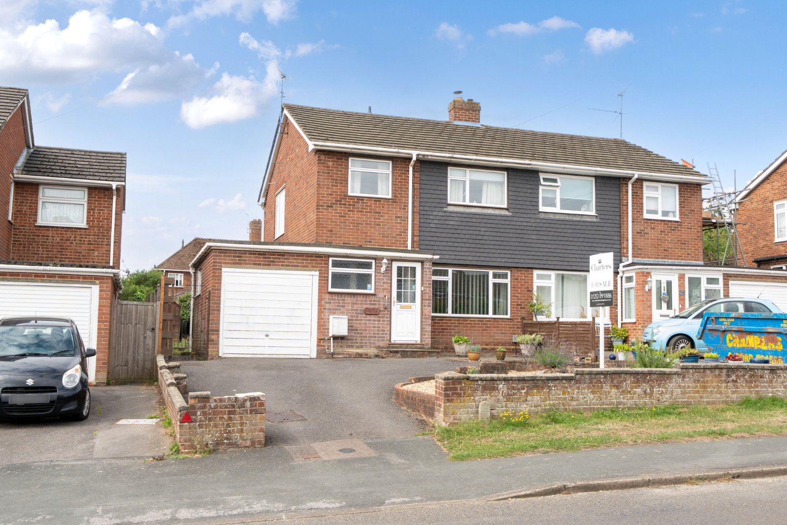 Upper Weybourne Lane, Farnham, Surrey, GU9 - Charters