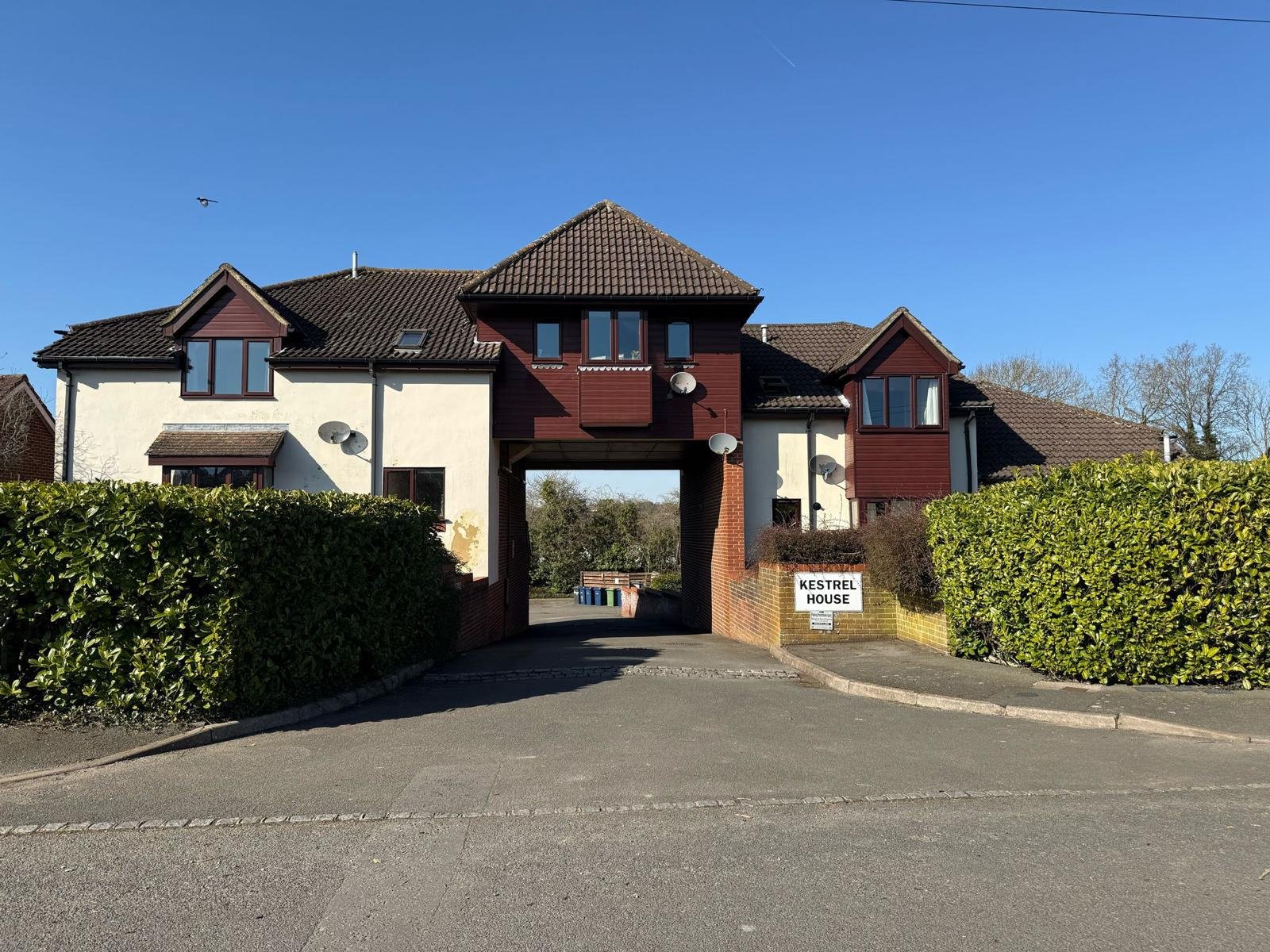 Weydon Lane, Farnham, Surrey, GU9