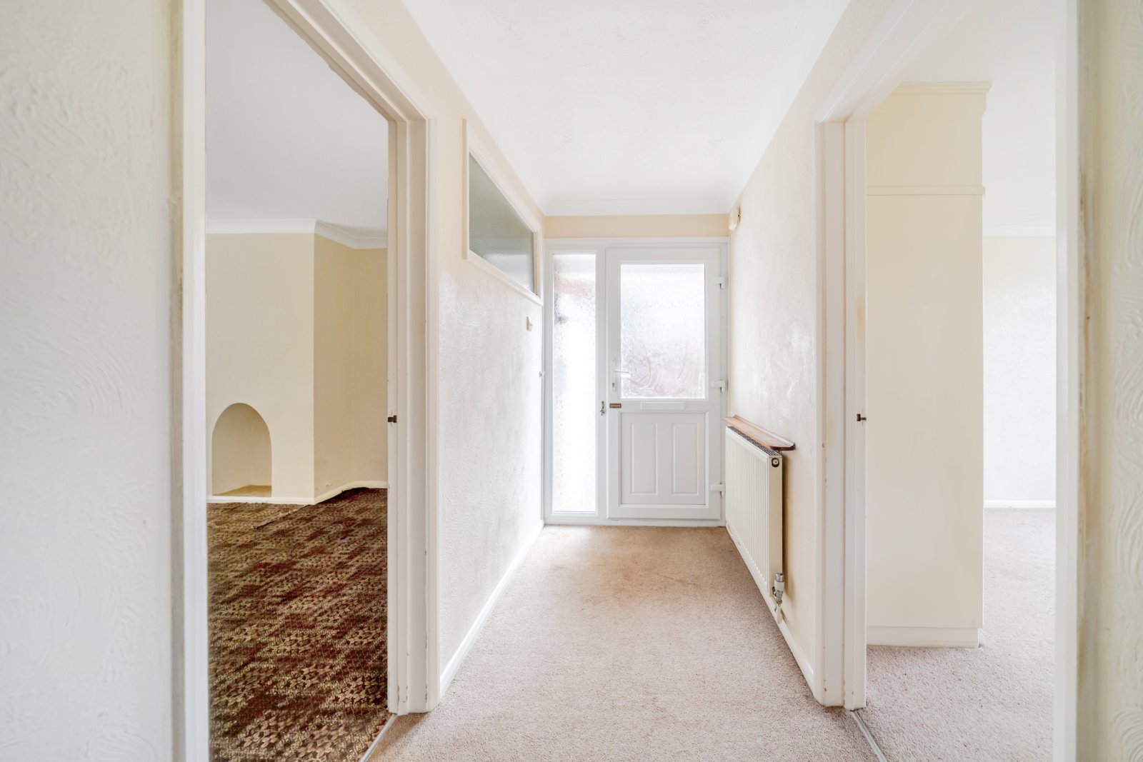 Farnham Park Close, Farnham, Surrey, GU9 - Charters