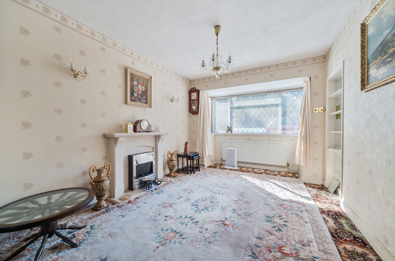 Greenfield Road, Farnham, Surrey, GU9