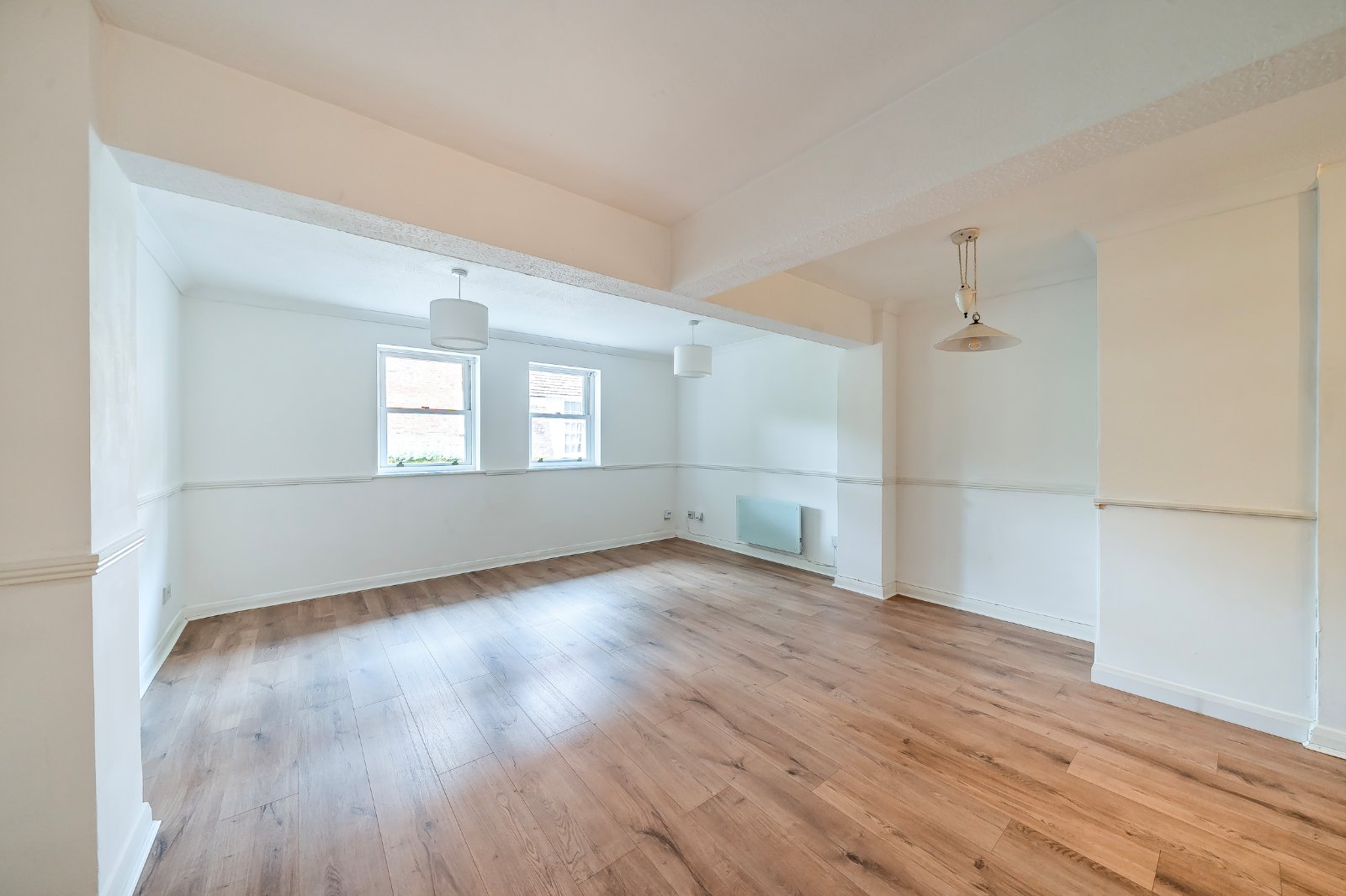 Crondall Lane, Farnham, Surrey, GU9