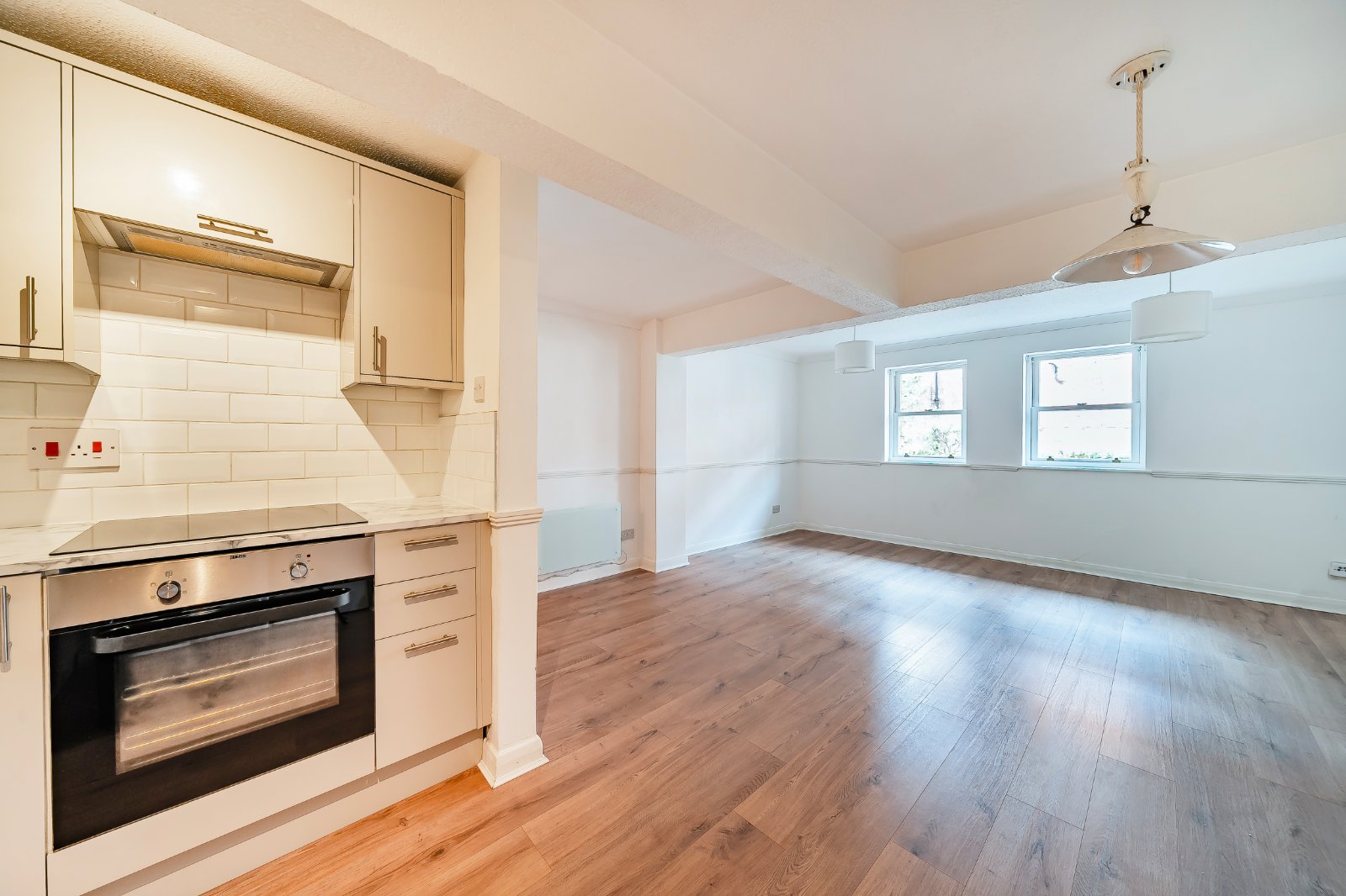 Crondall Lane, Farnham, Surrey, GU9