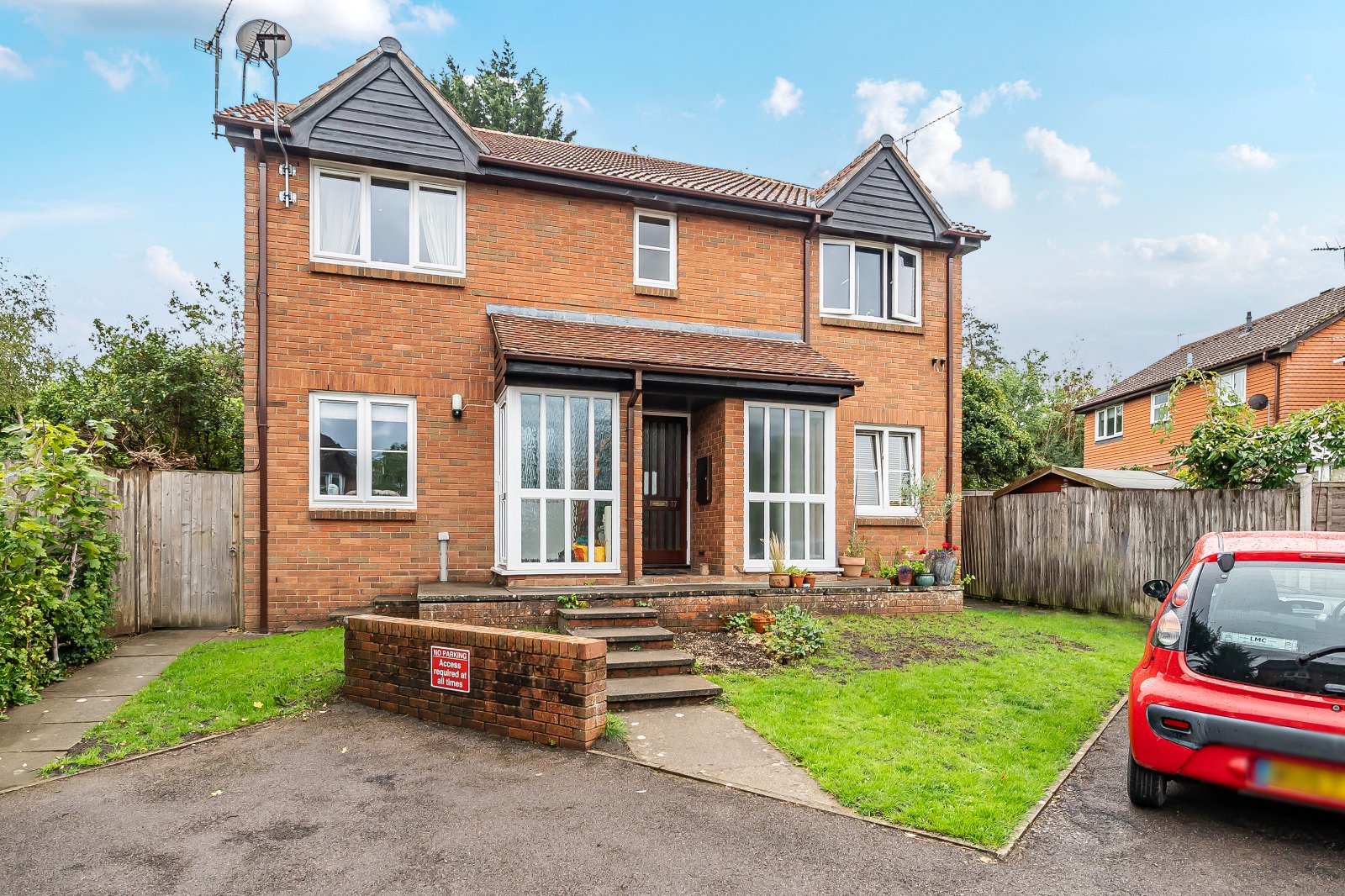 St Peters Gardens, Wrecclesham, Farnham, Surrey, GU10
