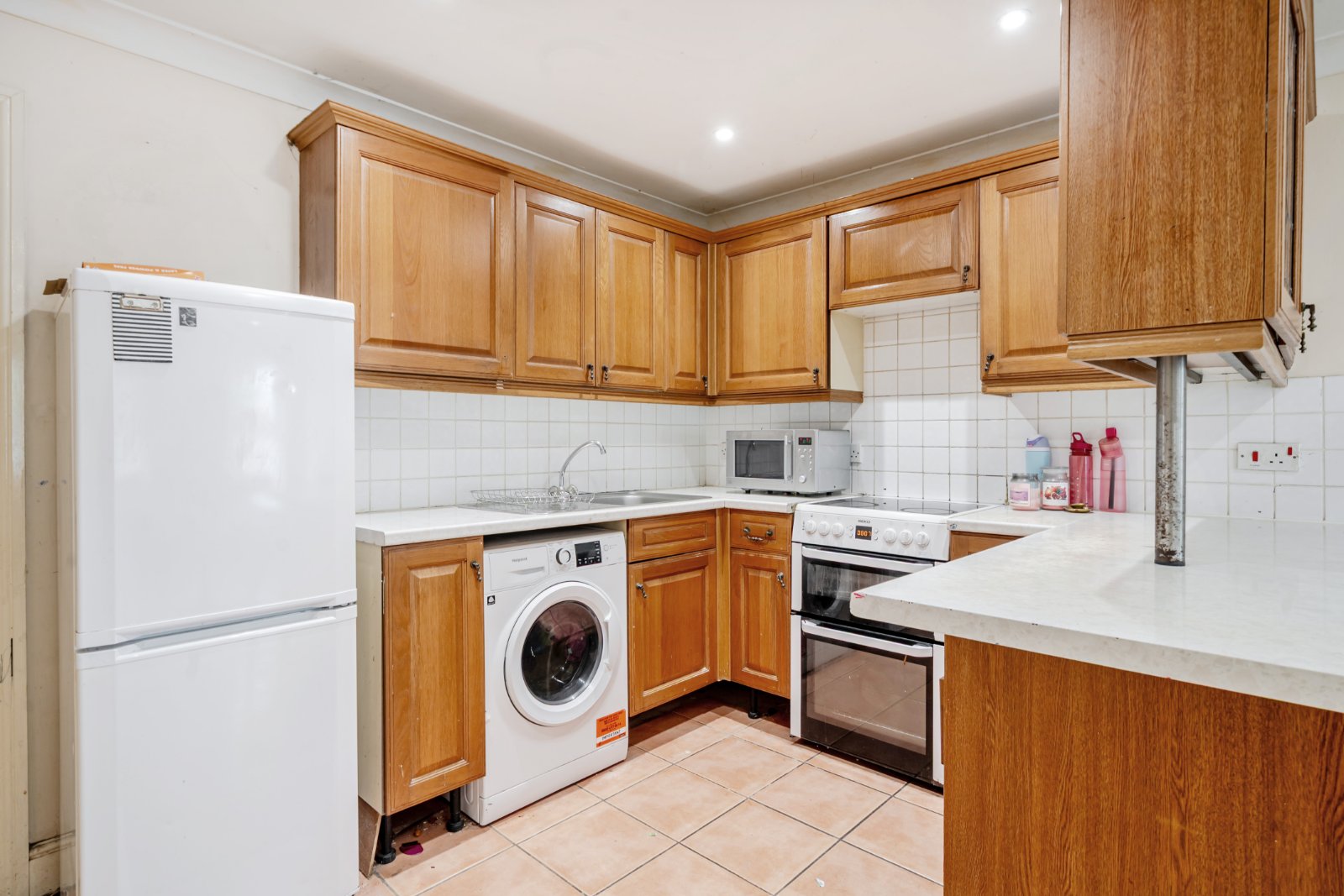 Reading Road South, Fleet, Hampshire, GU52 - Charters
