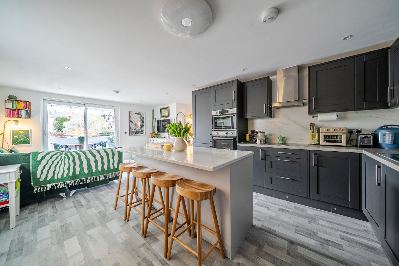 The Borough, Farnham, Surrey, GU9