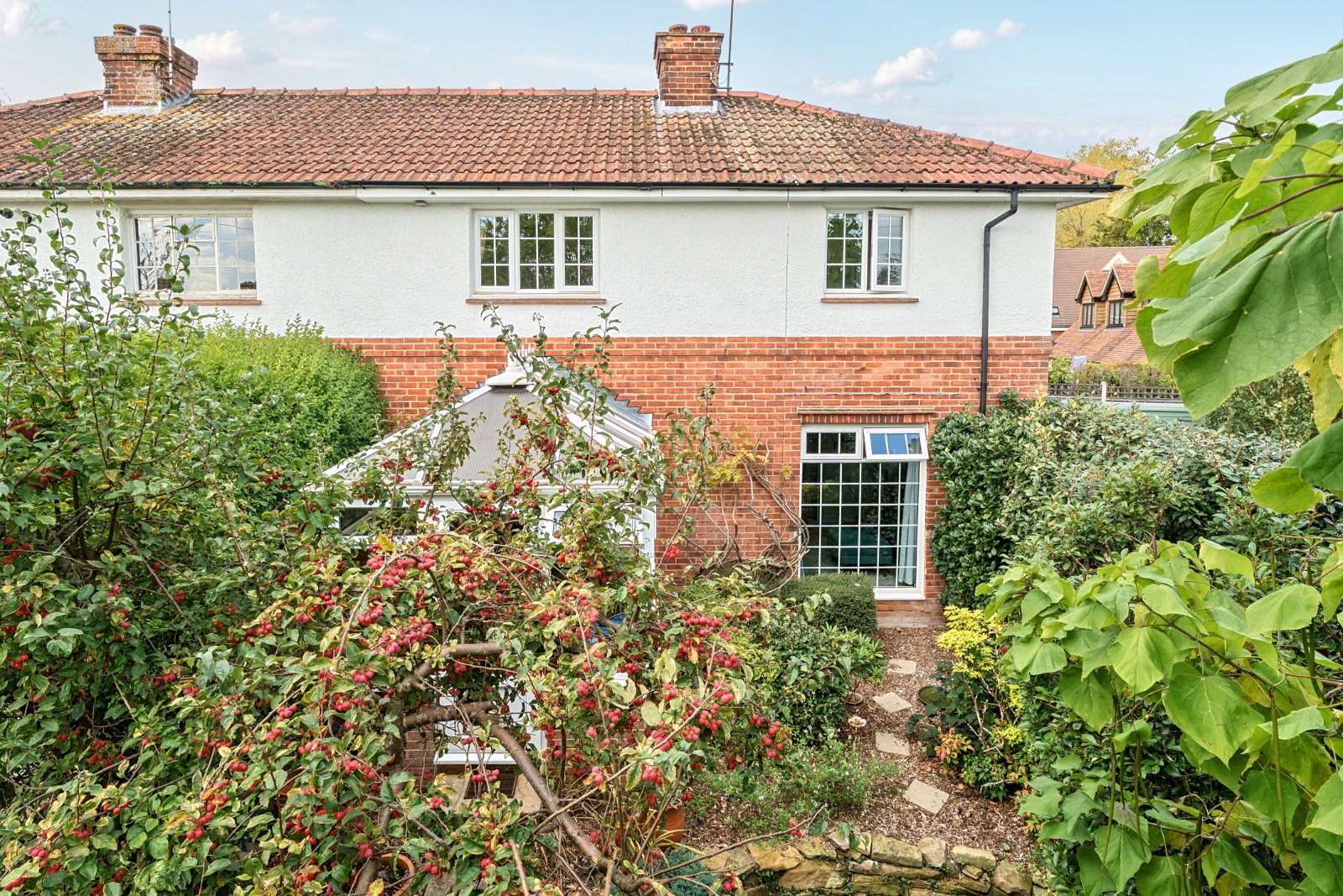Crondall Lane, Farnham, GU9