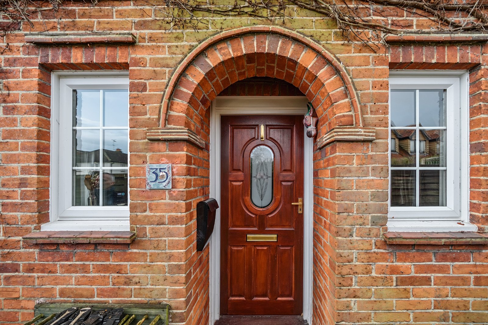 Crondall Lane, Farnham, GU9 - Charters