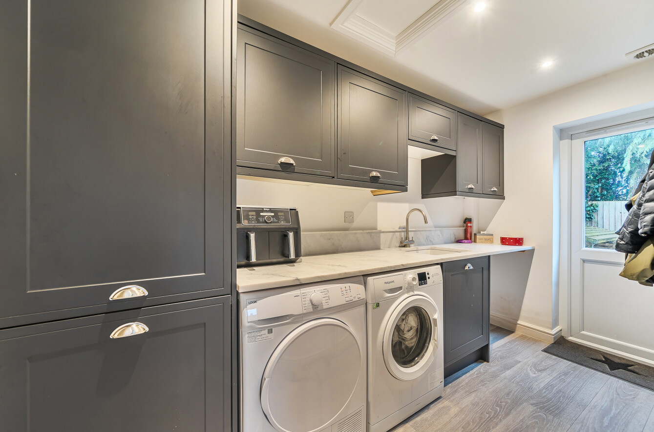 Upper Hale Road, Farnham, Surrey, GU9