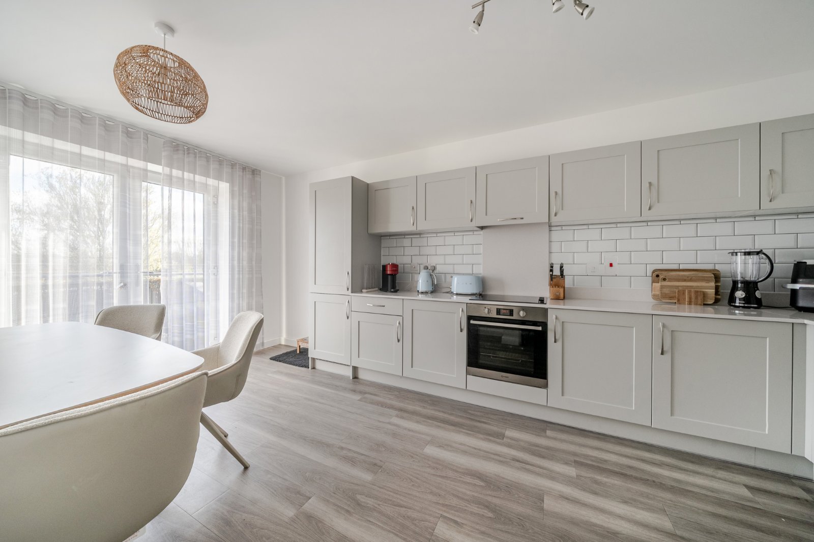 Nightingale Walk, Farnham, Surrey, GU9 - Charters