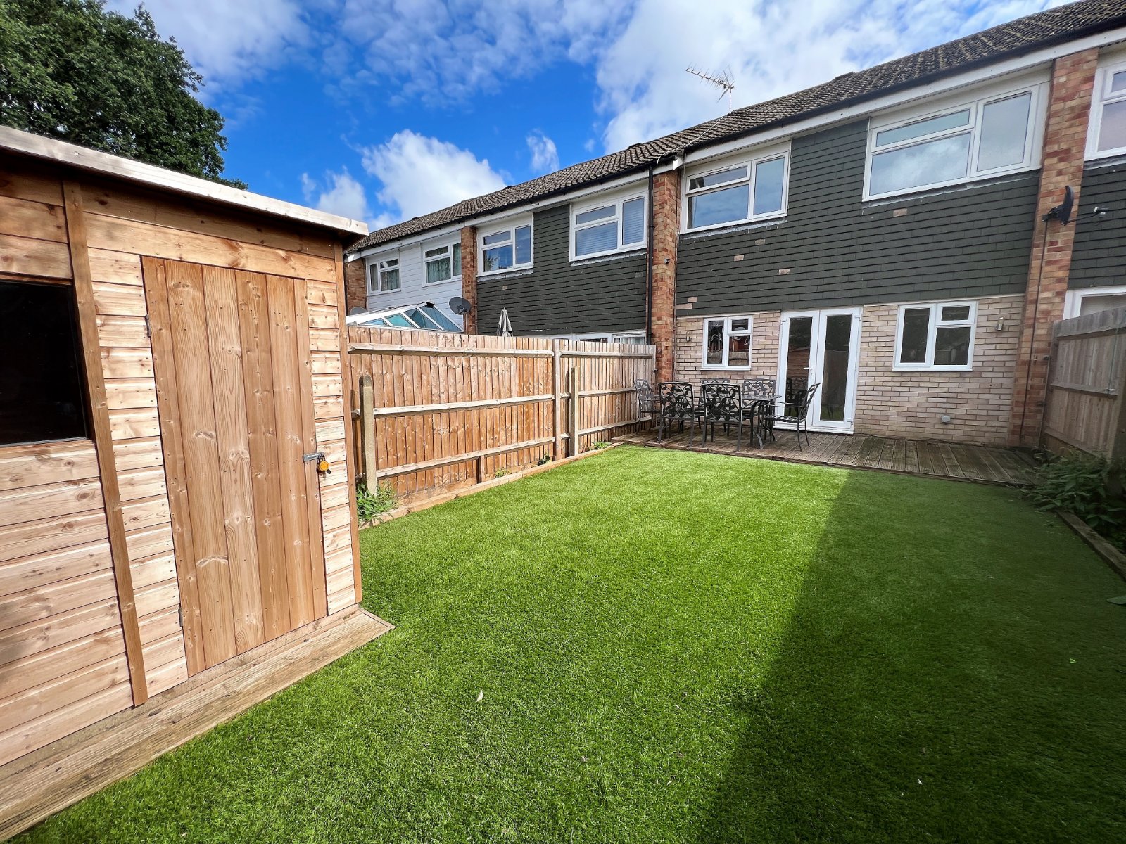 Kenilworth Crescent, Fleet, Hart, GU51 - Charters