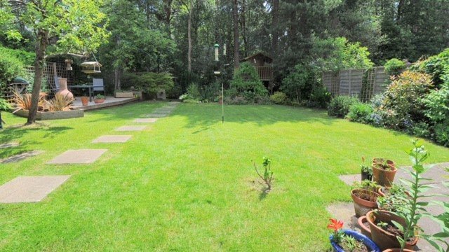 Longdown, Fleet, Hampshire, GU52 - Charters
