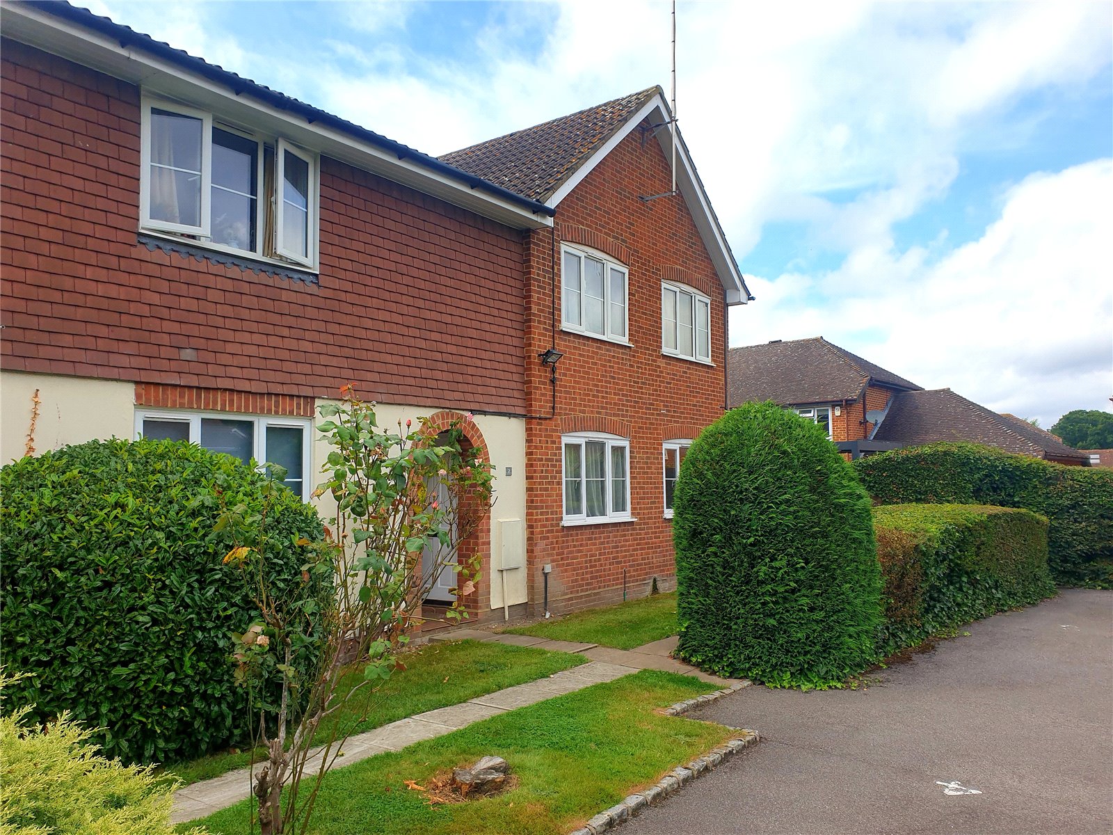 Swan Way, Church Crookham, Fleet, Hampshire, GU51 - Charters