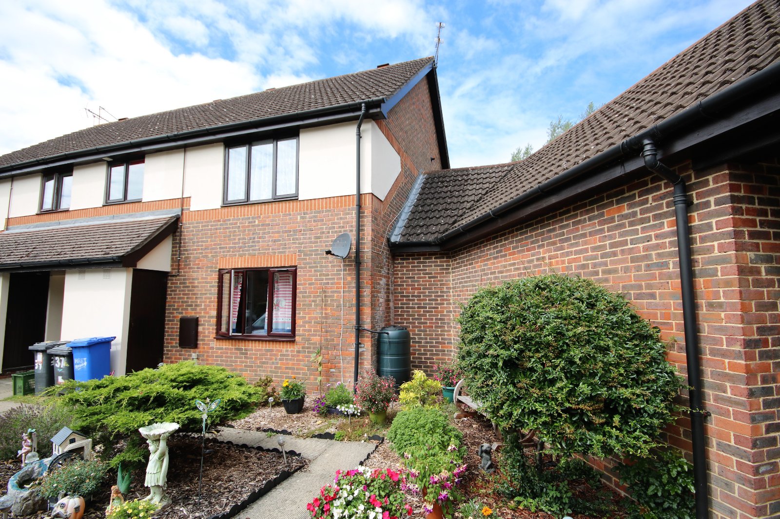 Saddleback Way, Fleet, Hampshire, GU51