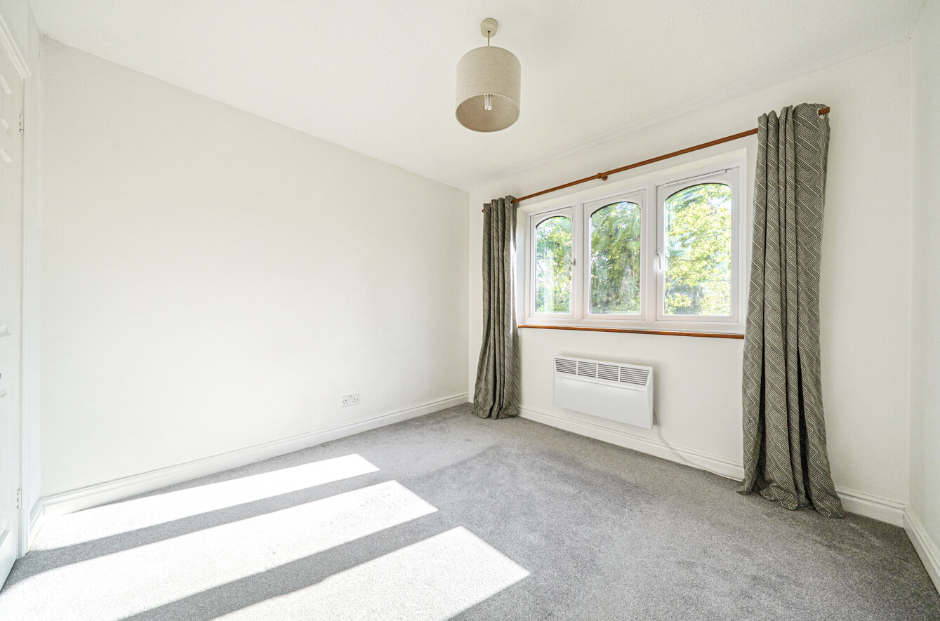 Minley Grove, Minley Road, Fleet, Hart, GU51