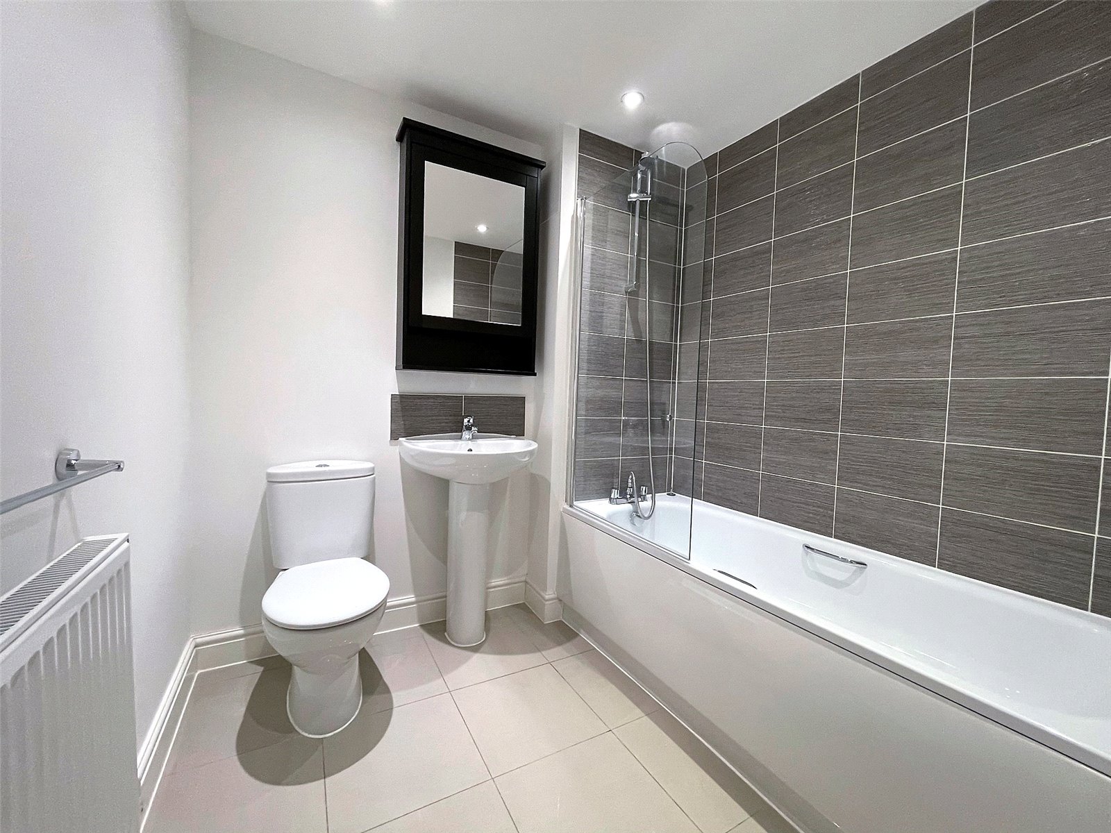 Jubilee Drive, Church Crookham, Fleet, Hampshire, GU52 - Charters