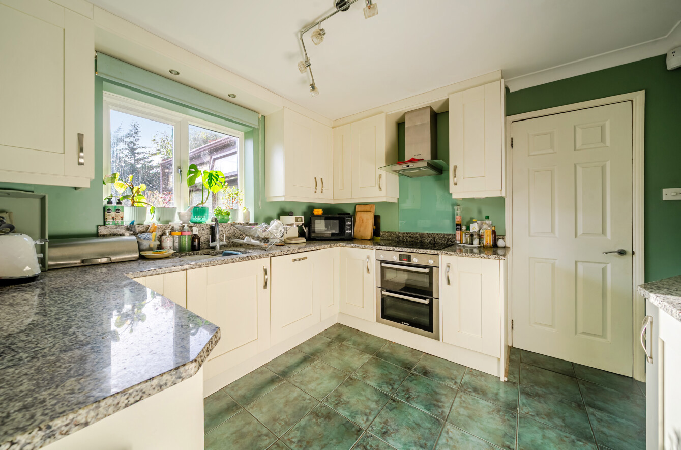 Cheviot Drive, Fleet, Hart, GU51 - Charters