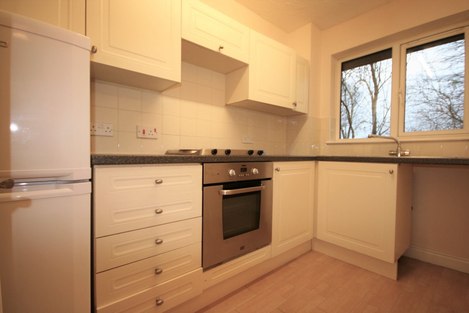 Minley Grove, Minley Road, Fleet, Hart, GU51 - Charters