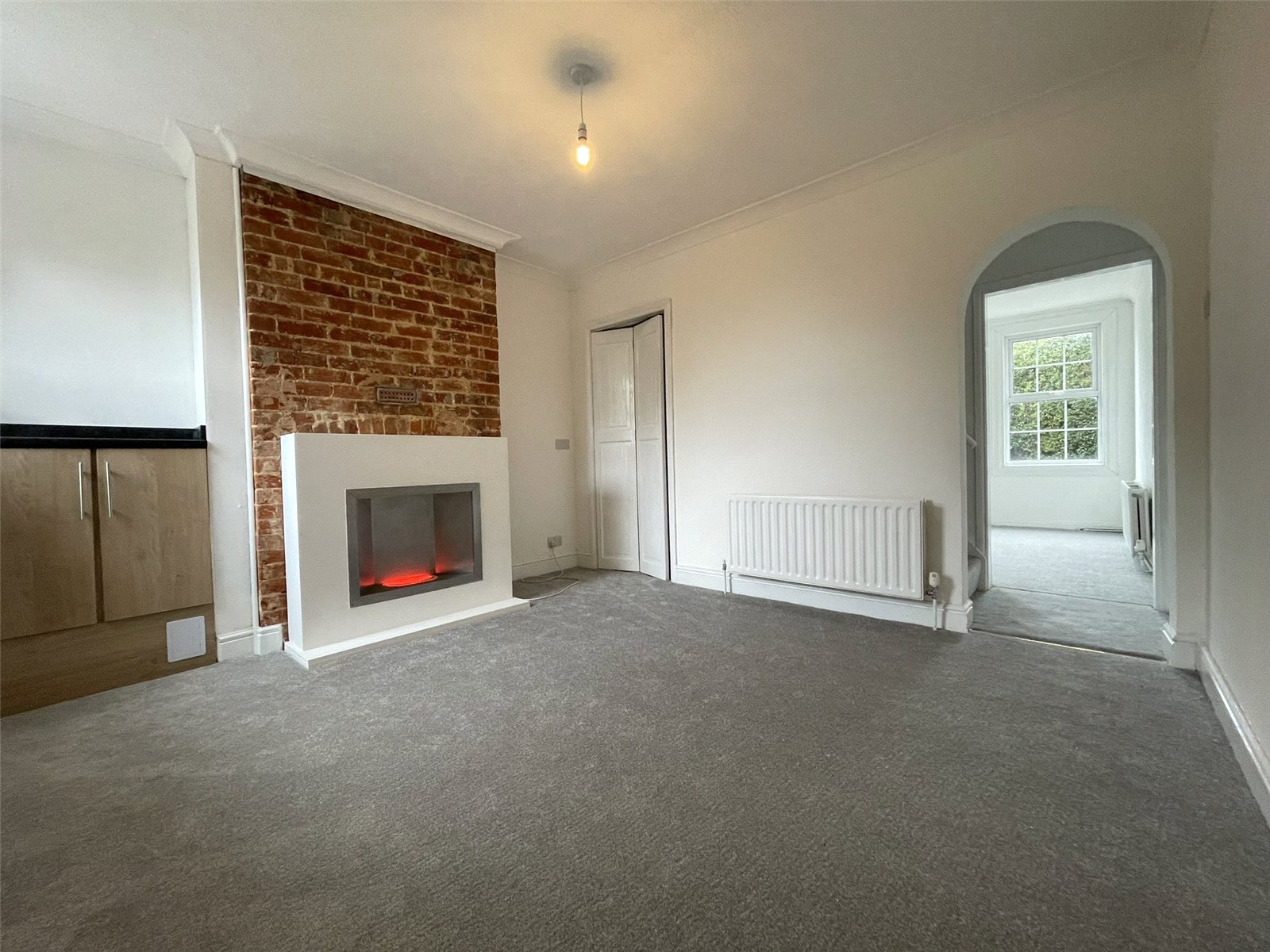 Bethel Lane, Farnham, Surrey, GU9 - Charters
