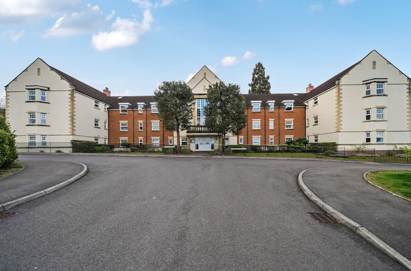 Bromfield Place, Fleet, Hampshire, GU51