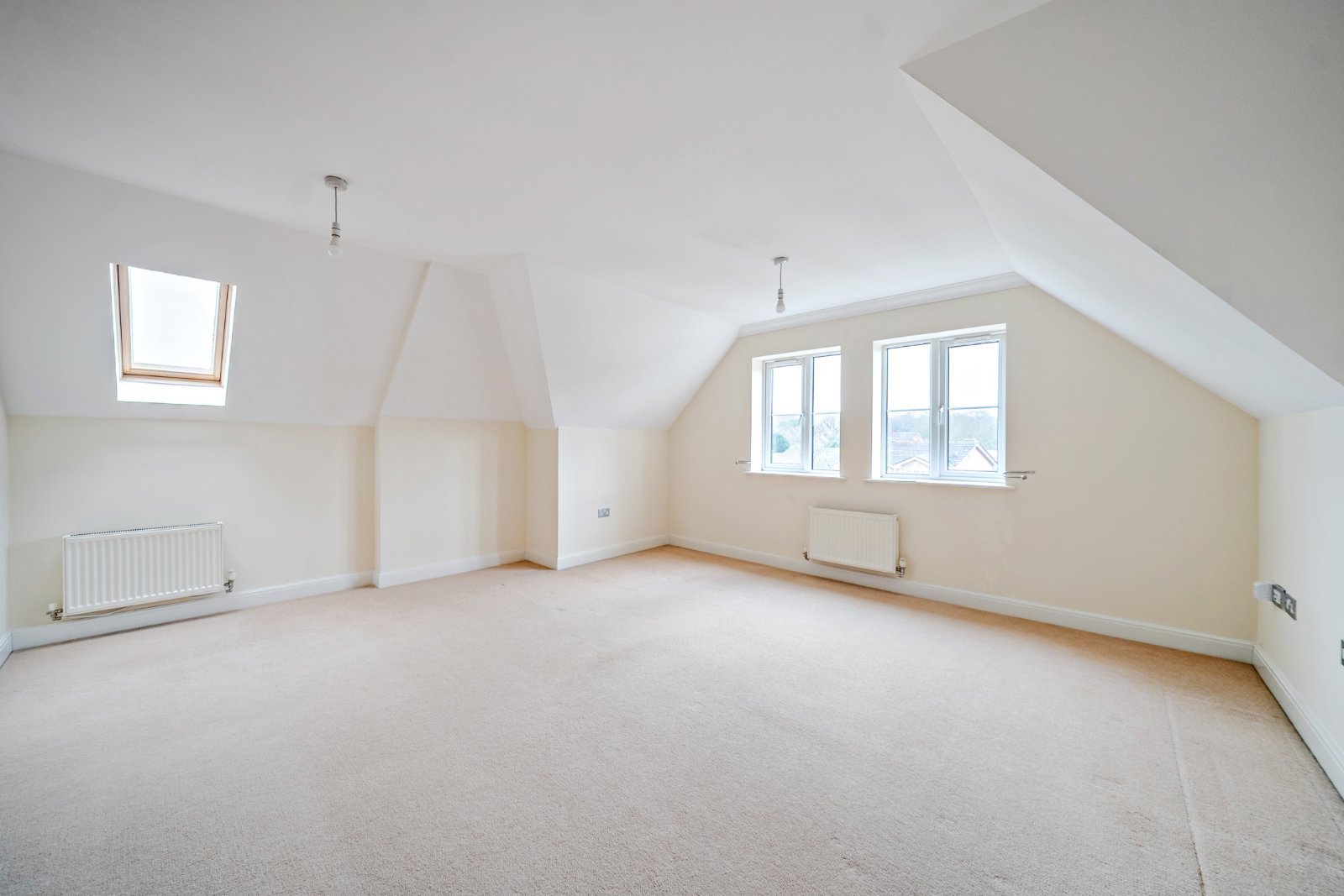 Yew Barton Court, Aldershot Road, Fleet, Hart, GU52 - Charters