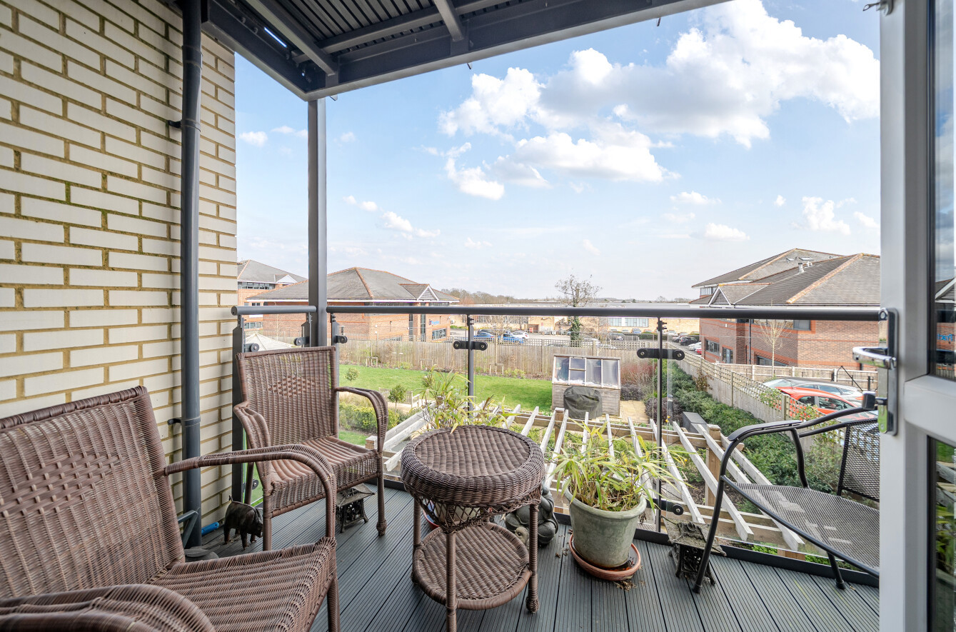 Roslin Place, Station Road, Hook, RG27 - Charters