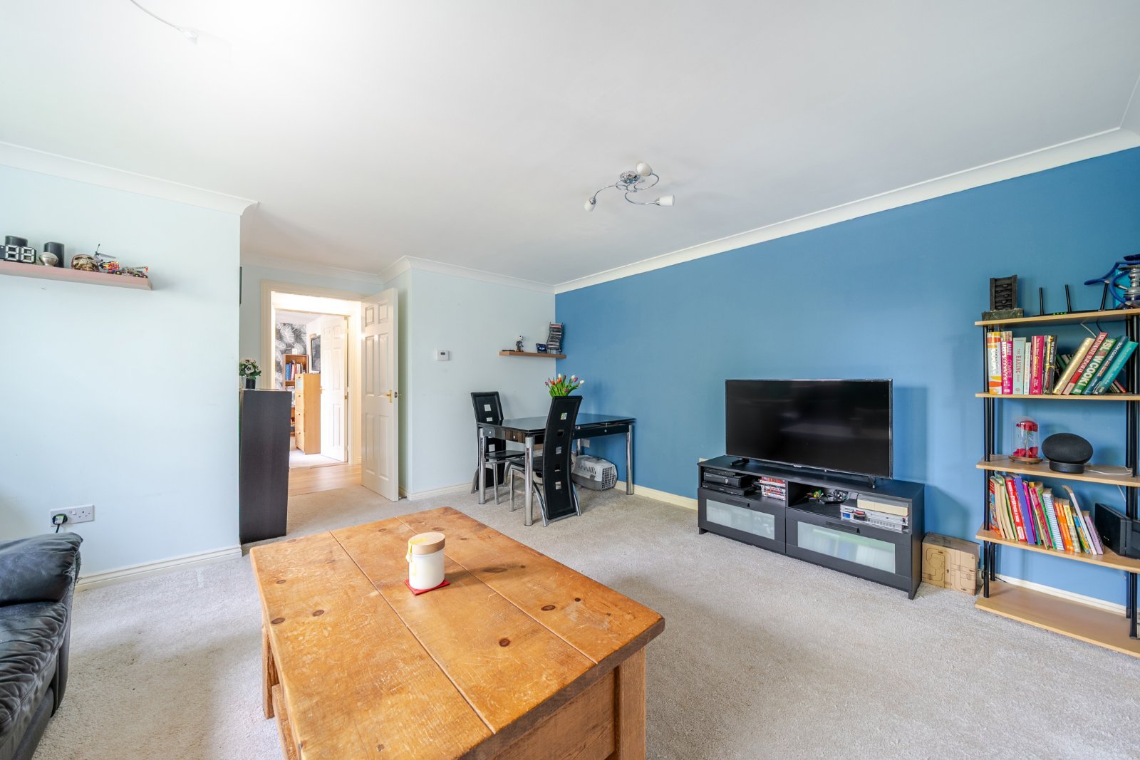 Doctors Acres, Hook, Hampshire, RG27 - Charters