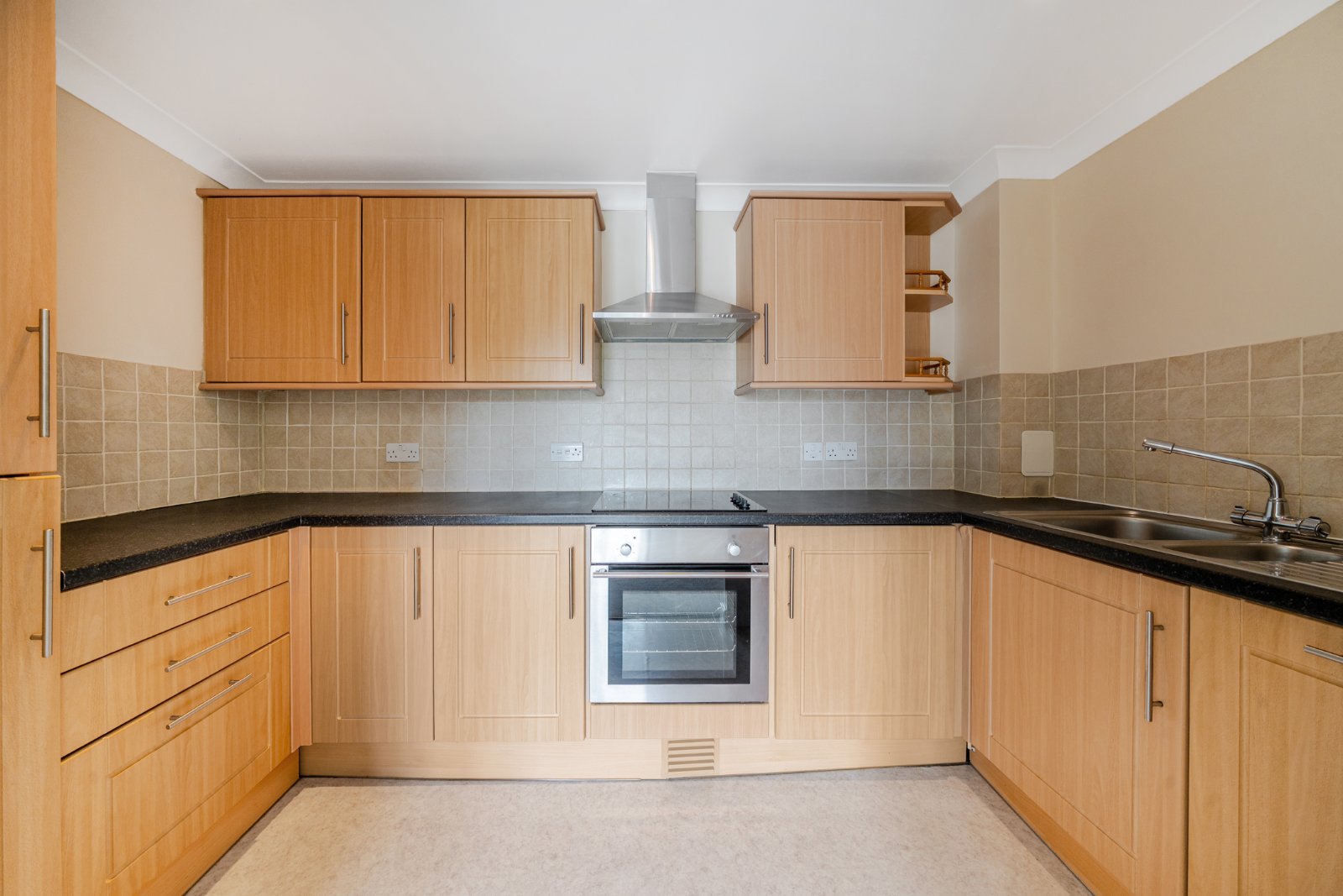 St. James Road, Fleet, Hart, GU51 - Charters