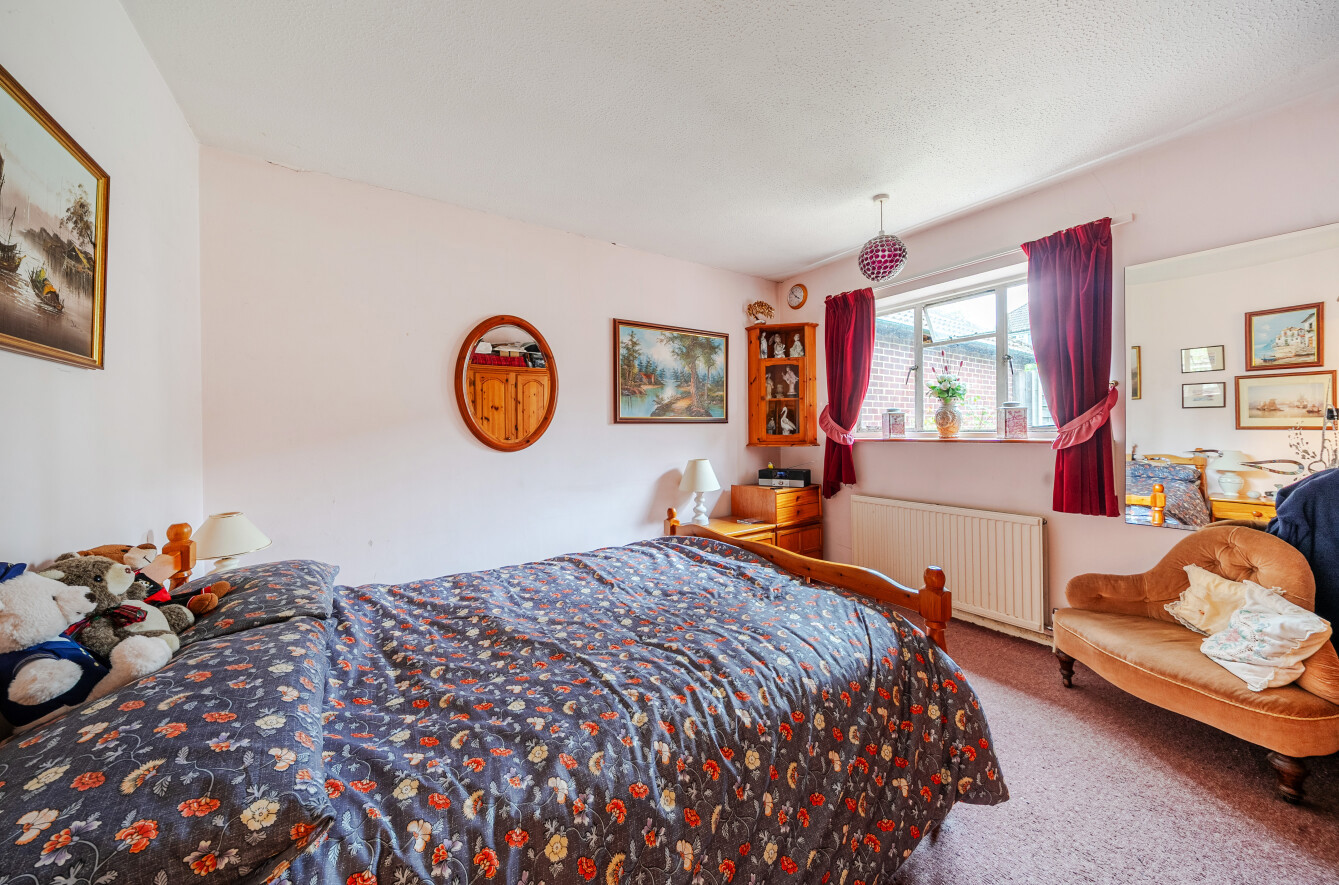 Linkway, Fleet, GU52 - Charters