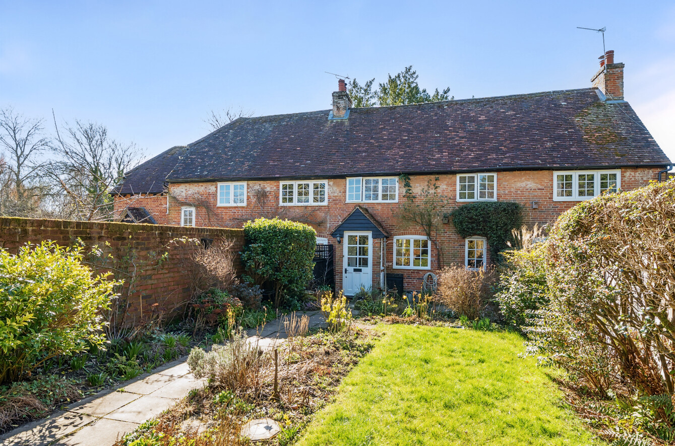 Bentley, Farnham, Hampshire, GU10 - Charters