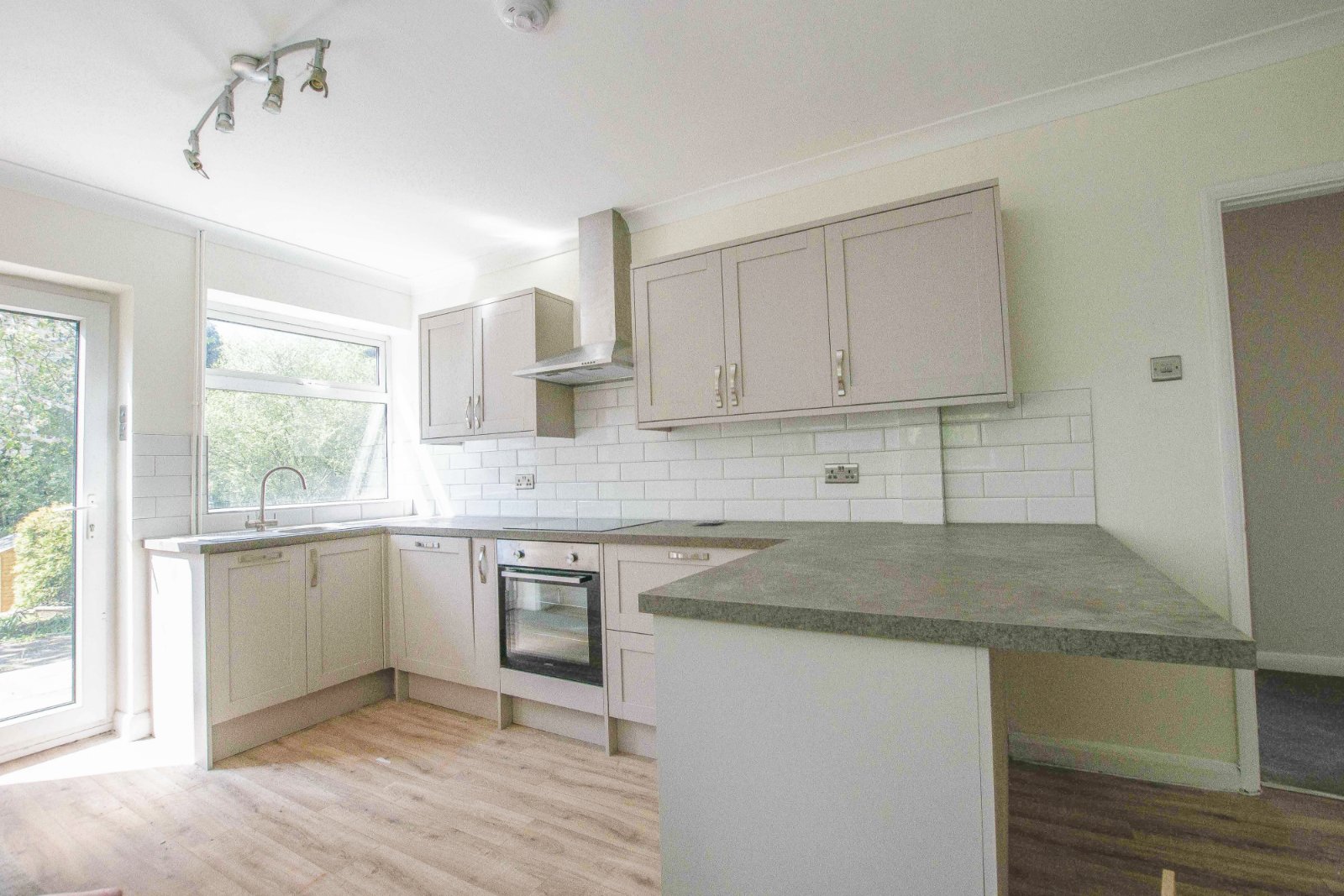 Prospect Road, Rowledge, Farnham, Surrey, GU10 - Charters