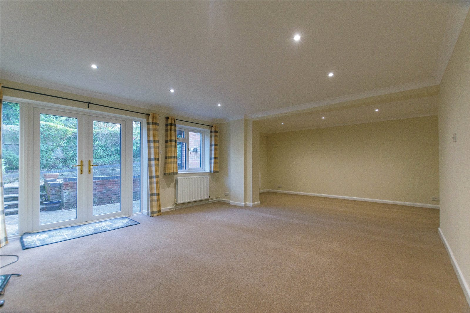 Quennells Hill, Wrecclesham, Farnham, Surrey, GU10 - Charters