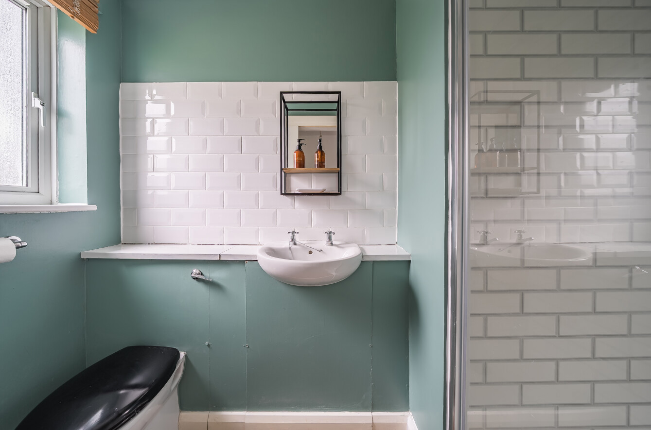 Hawkwell, Church Crookham, Fleet, Hampshire, GU52 - Charters