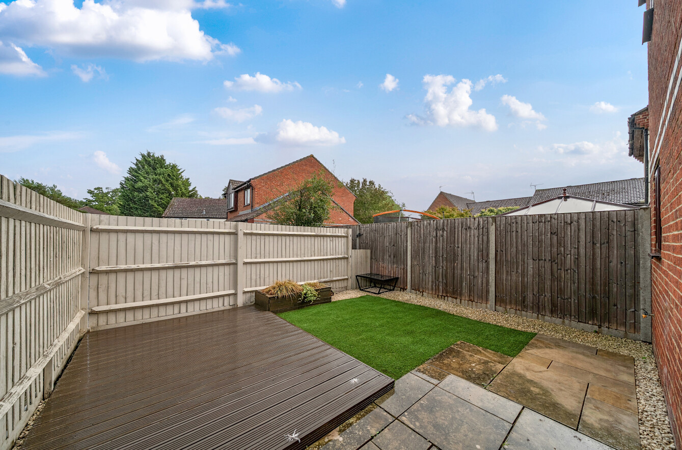 Swaledale Gardens, Fleet, Hampshire, GU51 - Charters