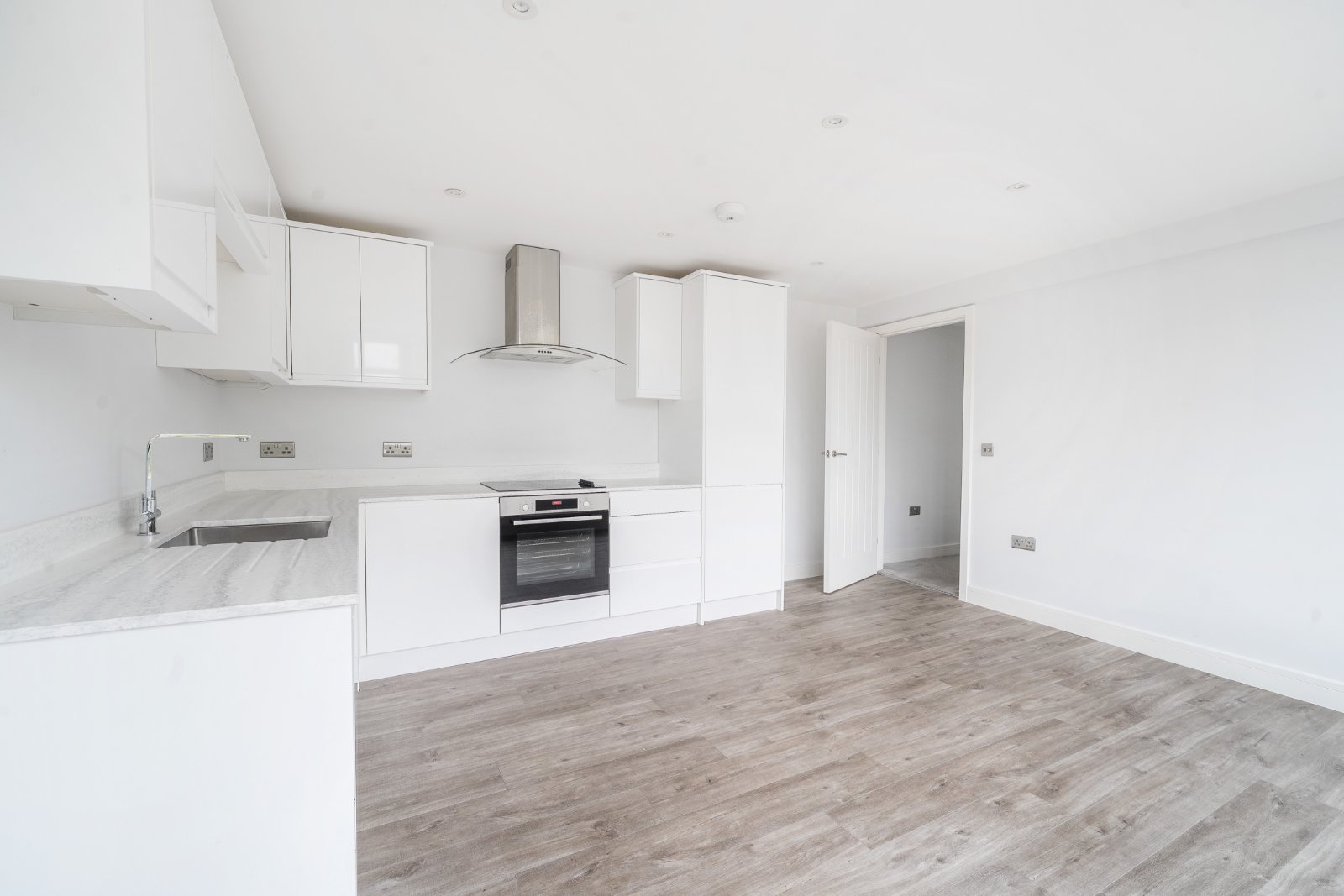 High Street, Alton, Hampshire, GU34 - Charters