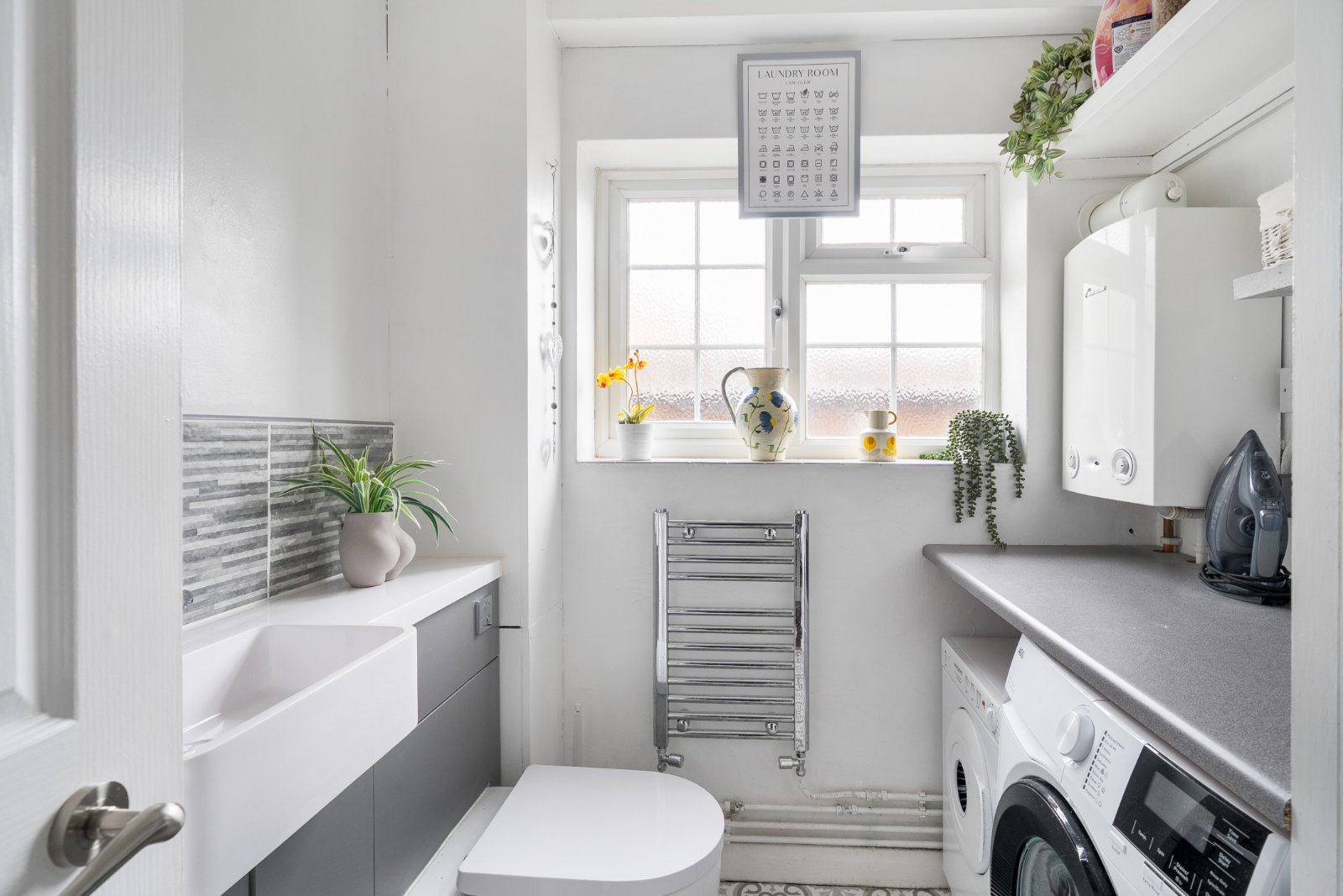 Ash Green Lane East, Ash Green, Aldershot, Surrey, GU12 - Charters