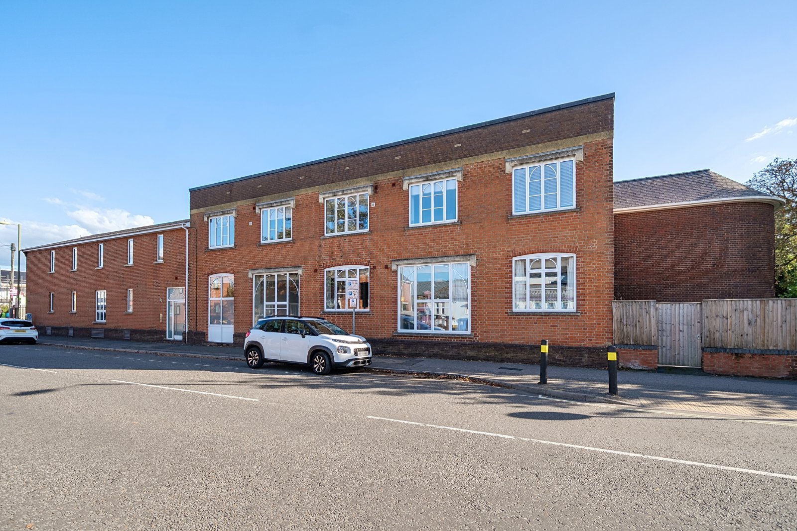 Queens Road, Farnborough, Hampshire, GU14