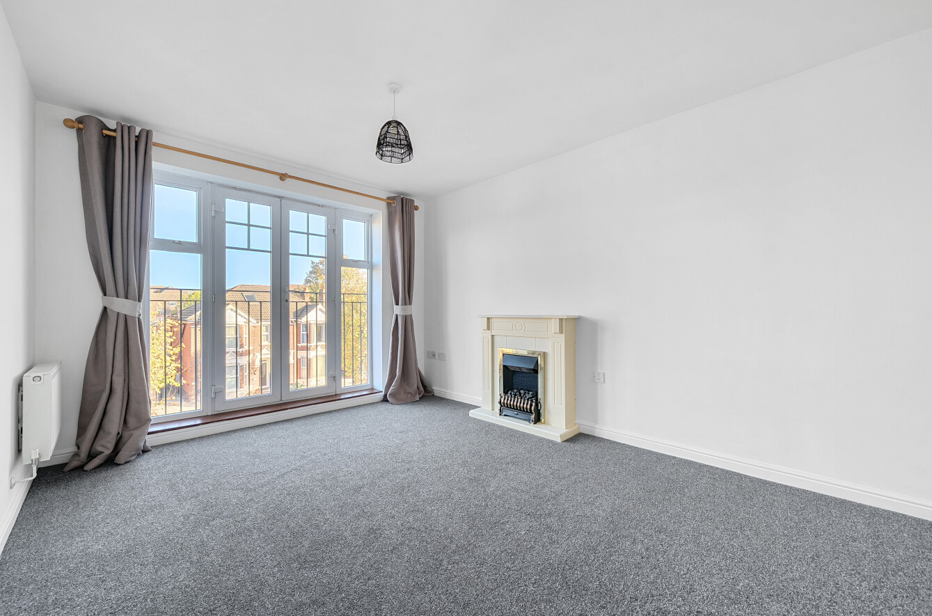 Benny Hill Close, Eastleigh, Hampshire, SO50 - Charters