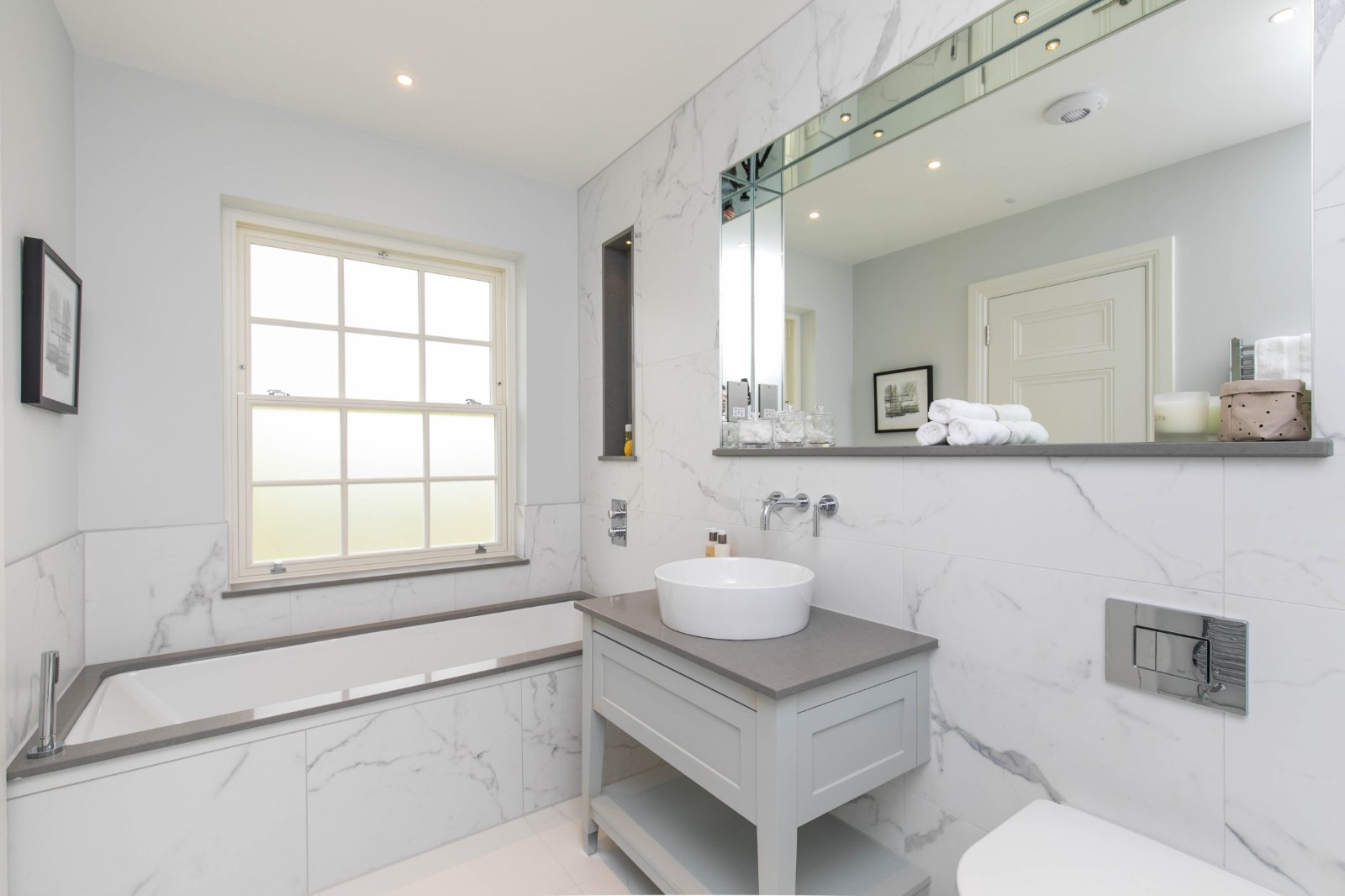 Wickham Fields, Hazeley Road, Twyford, Hampshire, SO21 - Charters